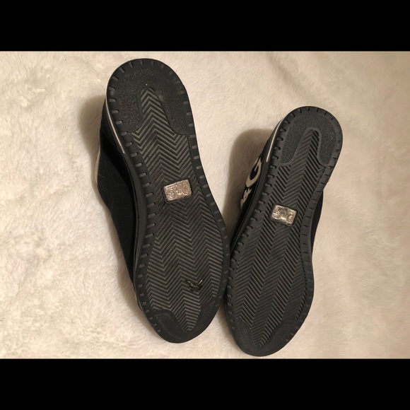 Dolce and Gabbana sneakers great condition - Picture 3 of 4